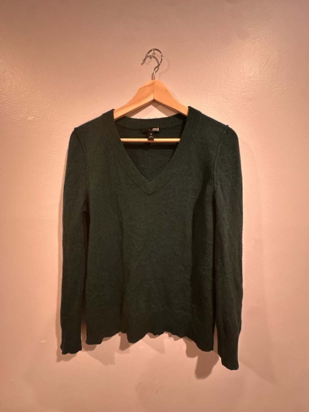 Aqua Cashmere V-Neck Sweater Size M Green Cashmere